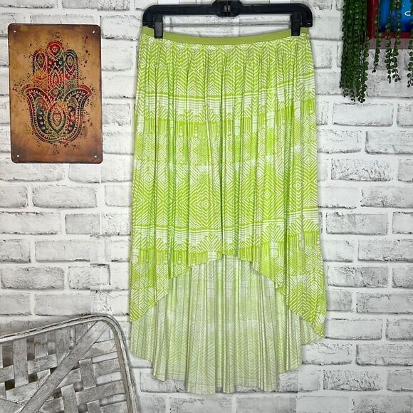 American Eagle Lime Green Pleated Hi Lo Boho Hippie Skirt Size Medium - Picture 1 of 6